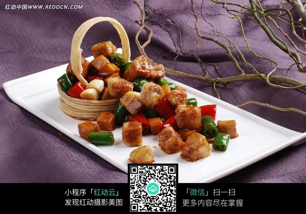 缅甸花梨小料涨幅达65% 非洲花梨涨幅接近100%【ky com】(图1)