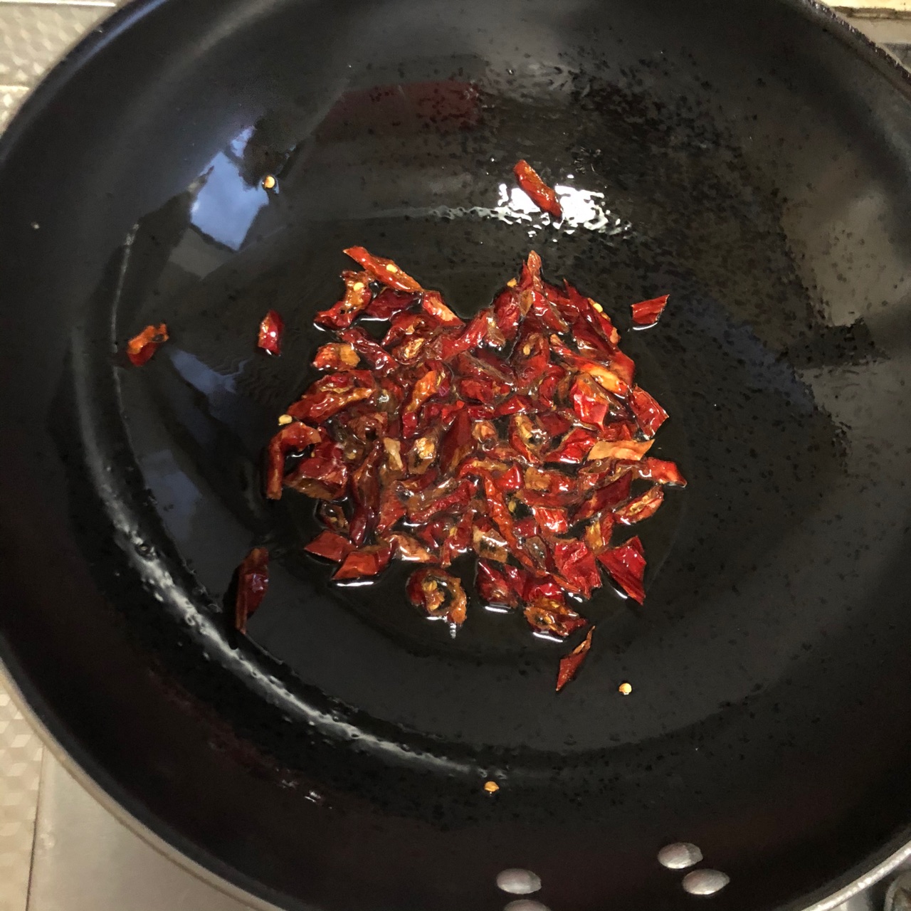 kycom|刺猬紫檀库存压力大(图1)